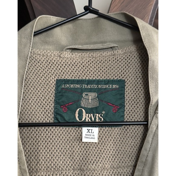 Vintage Orvis Fishing Vest Mens XL Tan Fly Field Safari Multi Pocket Mesh - Picture 9 of 9